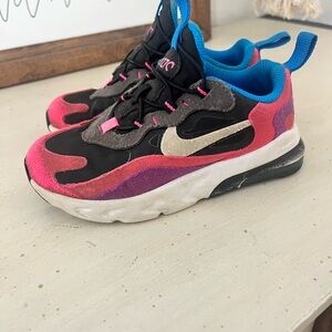Nike Air 270 Kids Sneakers  Black and Pink
